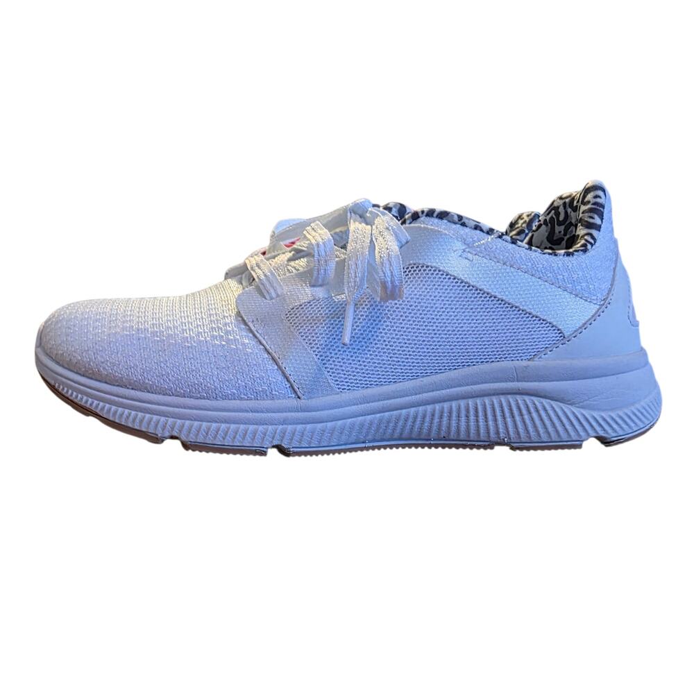 Classic, Clean, White Women's Tennis Shoes. Size 8.5.